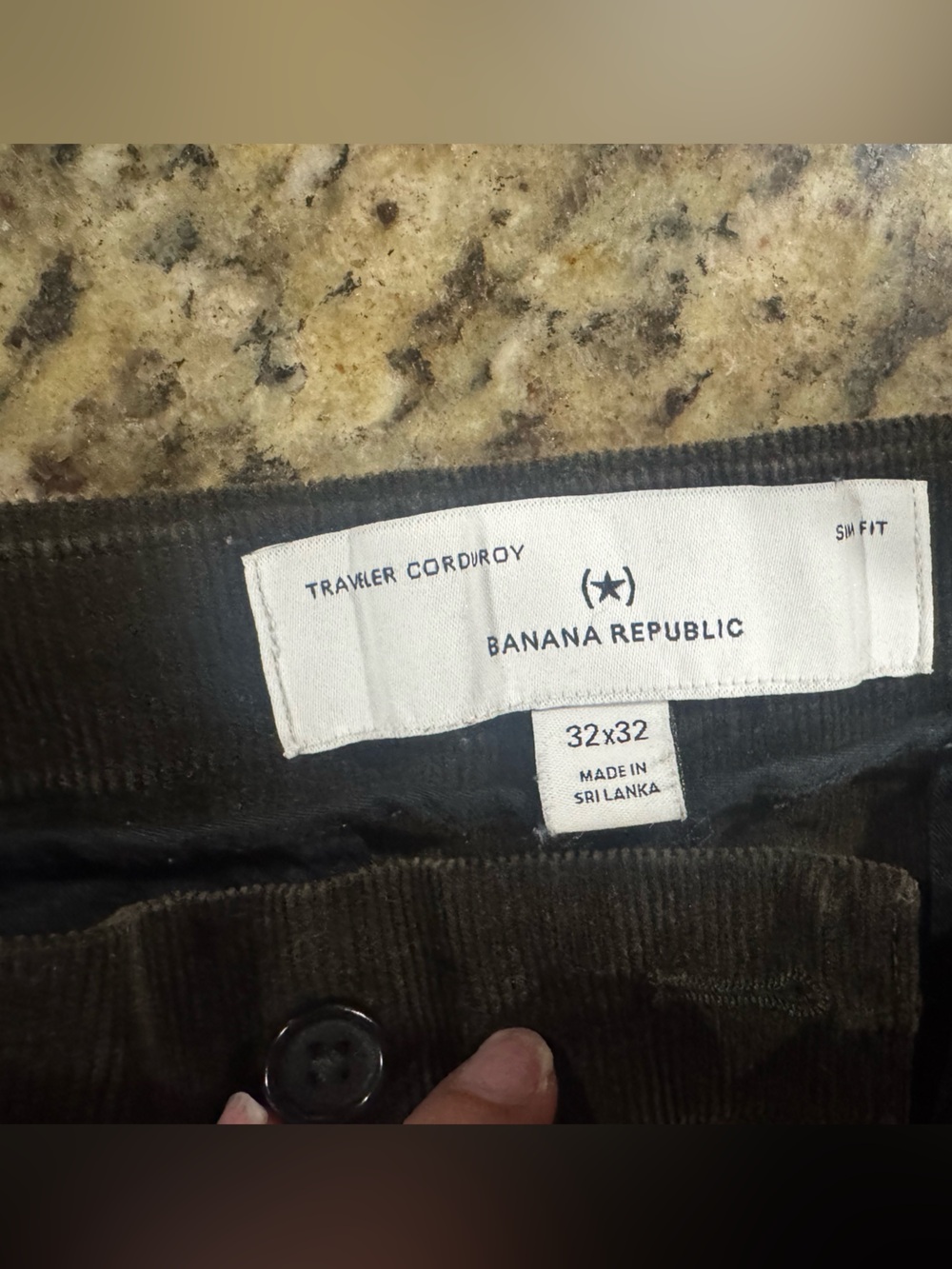 Banana Republic Men’s Brown Corduroy Pants - Traveler Cut
